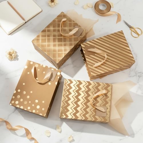 Tenare 24 Pcs Metallic Gold Gift Bags Bulk with Handle and 24 Tissue Paper Gold Foil Gift Bag for for Graduation Wedding Groomsmen Bridal Baby Shower Gifts Holiday Party Favors 3 Size 4.5’’ 9’’ 13’’ - Image 4