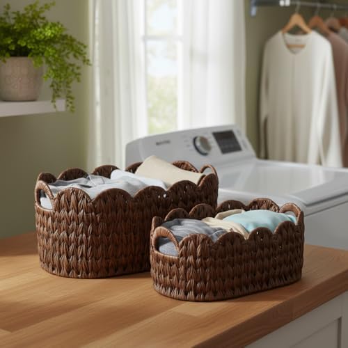 Set of 2 Scalloped Baskets, Small Wicker Baskets for Gifts, Brown - Image 2