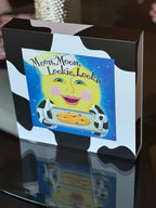 Moon, Moon, Lookie, Lookie Children's Book, Plate, Bedtime Story in a Gift Box - Image 3