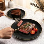 YOUBET 125PCS Black Plastic Plates with Gold Rim - Image 4