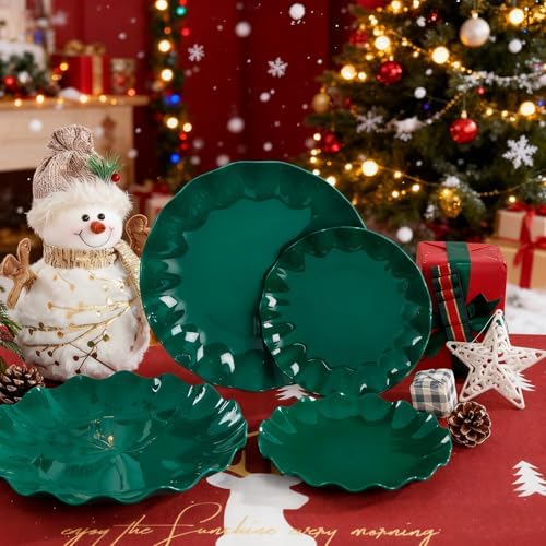 LIYH 50 Pcs Christmas Plastic Plates - Green Scalloped Plates Unbreakable - Image 4