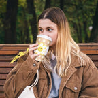 Whaline 50 Pcs Summer Daisy Disposable kraft Paper Cups with Lids and Sleeves 16 Oz Boho Groovy Smile Daisy Flower Coffee Cups for Summer Wedding Birthday Table Decor Party Supplies - Image 6